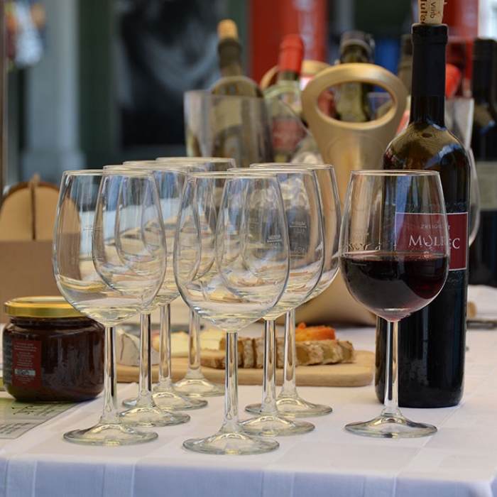 Degustacija vin in kulinarično razvajanje